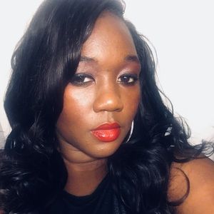 Meet your Posher, Ariel